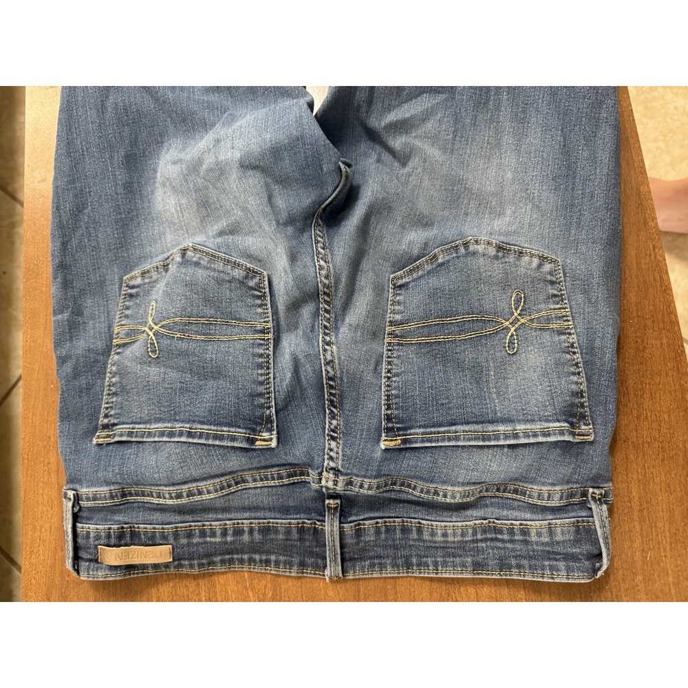 Denizen Jeans Women 10M 30x32